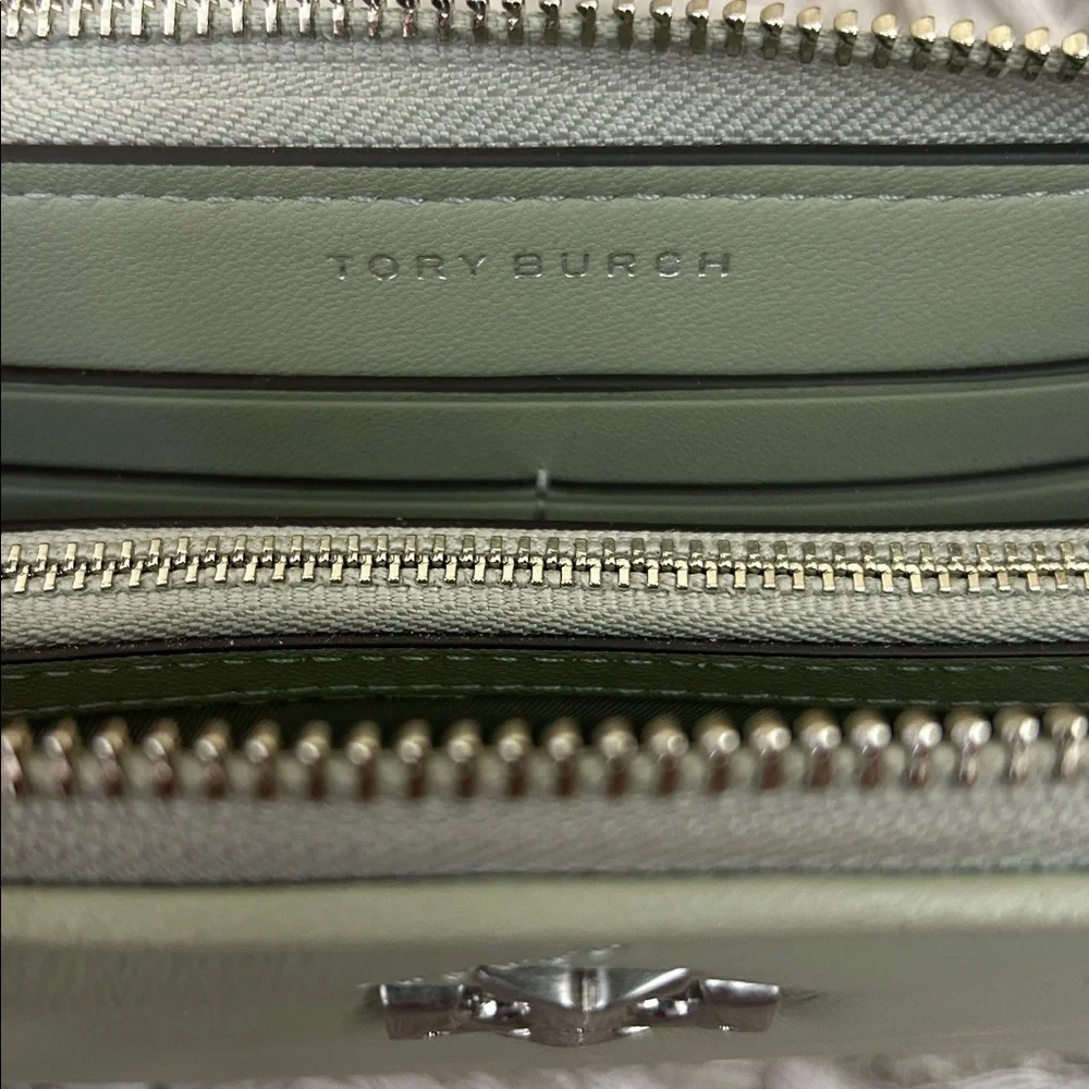 Tory Burch Kira Chevron Quilted Leather Zip Continental Wallet in Pine Frost